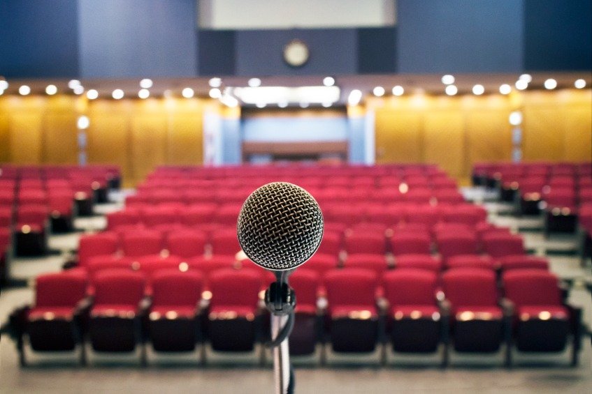 Blue Mountains speaker talks