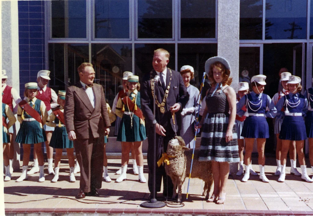 Katoomba 1963 Woolfiesta festival opening Blue Mountains City